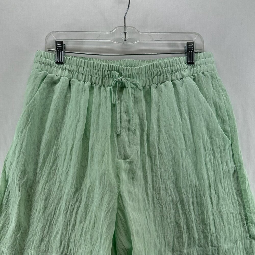 House of Harlow 1960 Crinkle Shorts Women L Drawstring Waist Relaxed Light Green - Picture 3 of 12